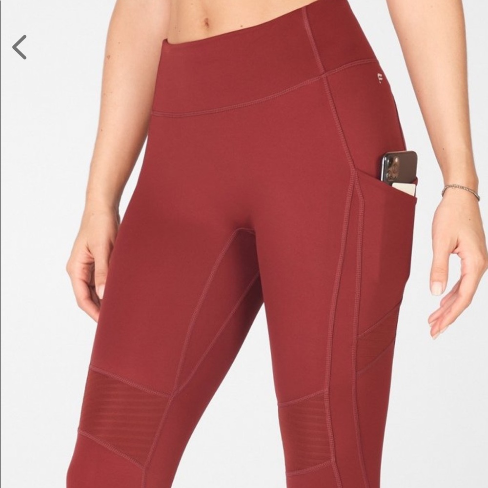 Fabletics NWOT Anywhere High-Waisted Moto 7/8